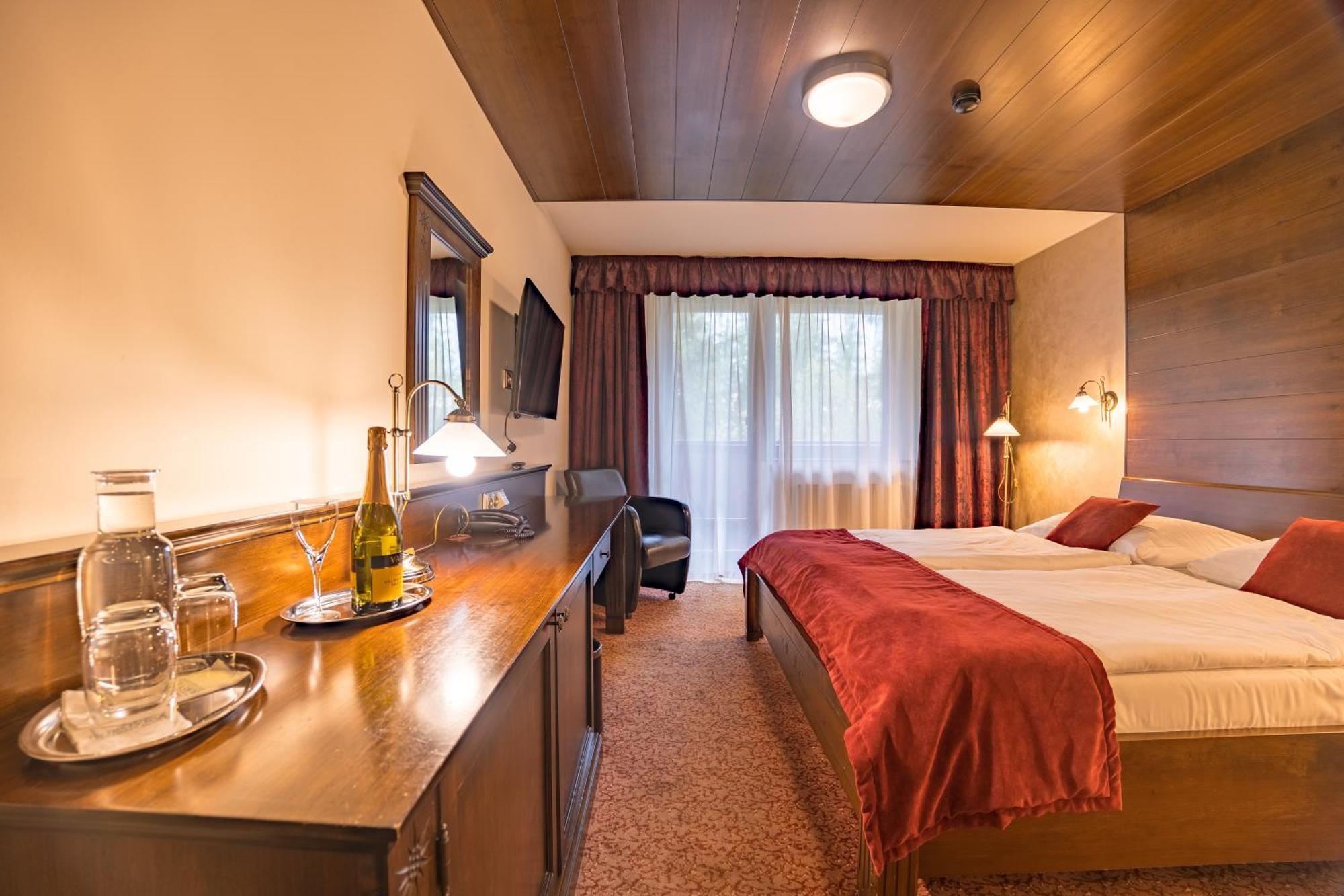 Aplend Wellness Hotel Borovica Štrbské Pleso Eksteriør bilde