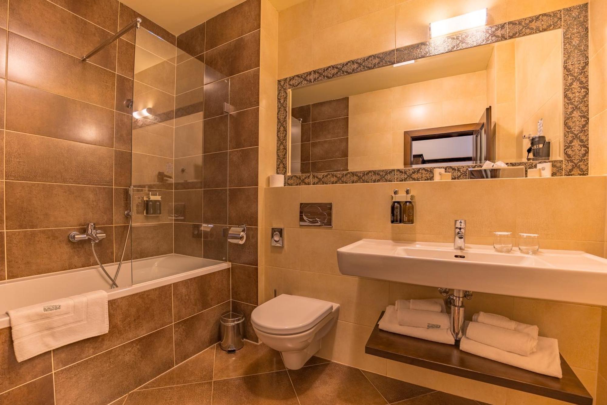 Aplend Wellness Hotel Borovica Štrbské Pleso Eksteriør bilde